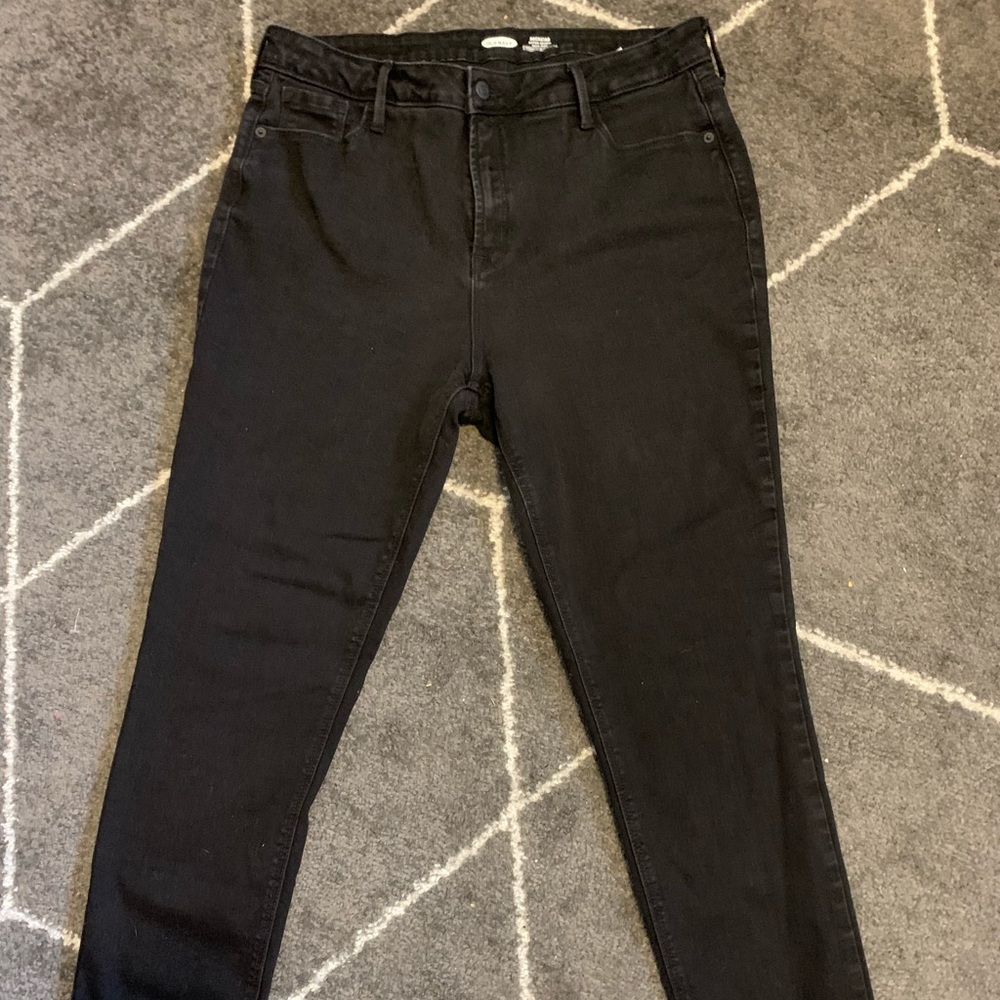 Old Navy 16 tall Rockstar mid rise Black skinny jeans
